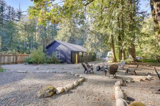 Close to Mt Hood Skibowl Retro Rhododendron Cabin - 0