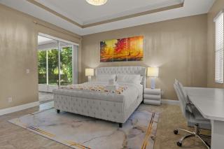 Elegant House, King Beds, Privacy fence, Massage - Lakeland - 4