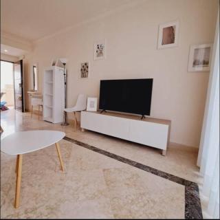 Cozy, great views, walking to golf course, pool - 6