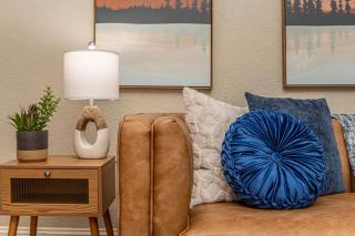 Cute and Cozy! Great for a couple or small family - Hot Springs - 1