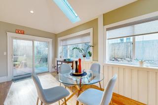 3BR Home with Deck Walkable to Transit and Eateries - 5