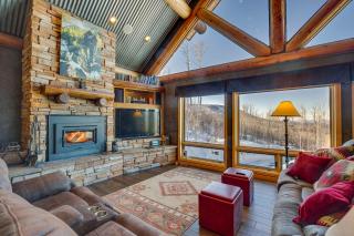 Black Bear Cabin Near Skiing and Hiking! - Mesa - 0