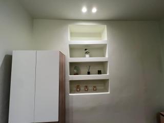 Modern apartment with patio - 2