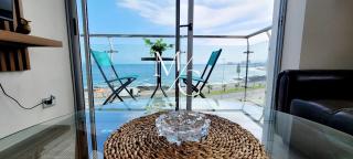 Exclusivos Departamentos. Vista al mar, cocina, lavadora, terraza, wifi, TV Smart, toallas y parking. - Antofagasta - 0