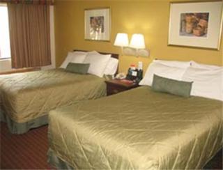 Ramada by Wyndham Locust Grove - Locust Grove - 9