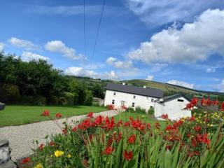 The Farmhouse - 5