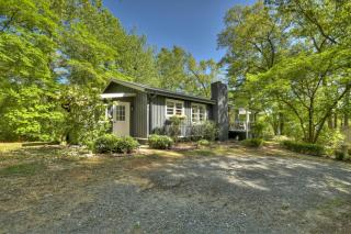 WET FEET RETREAT - Lake Blue Ridge Cottage - Morganton - 1