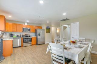 4 Mi to NRG Stadium Quiet Home with Fenced Yard! - Houston - 3