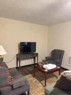 Arnett Rd, 124A apts - Banner Elk - 4