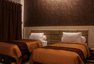 Tlogomas Guest House - Malang - 9