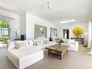 Holiday home with cozy fireplace - Es Cubells - 8