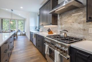 Suncadia 4 Bdrm Home with Lavish Patio Space - 4