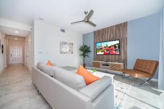 3161-203FC STOREY LAKE, CONDO 2/2 LAKE VIEW - Kissimmee - 3
