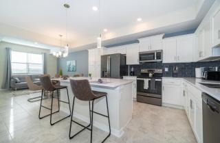 3161-203FC STOREY LAKE, CONDO 2/2 LAKE VIEW - Kissimmee - 2