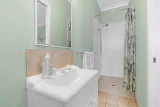 The Oasis - Charming Family Retreat on City Fringe - 4