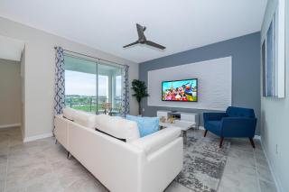 3151-307BE STOREY LAKE, CONDO 2/2 LAKE VIEW - Kissimmee - 1