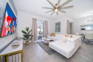 1122LG TOWNHOUSE 4 BEDROOMS & 3 BATHROOMS + POOL - Kissimmee - 1
