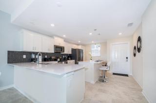 3161-205RF STOREY LAKE, CONDO 2/2 LAKE VIEW - Kissimmee - 6
