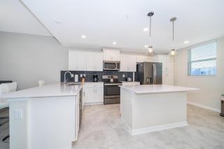 3131-305RA STOREY LAKE, CONDO 2/2 LAKE VIEW - Kissimmee - 1