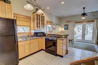 IC1 Little Lifeboat House Dog Friendly - Manteo - 3
