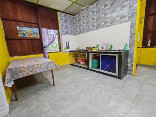 Aroma Santai Homestay - - 4