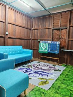 Aroma Santai Homestay - - 6