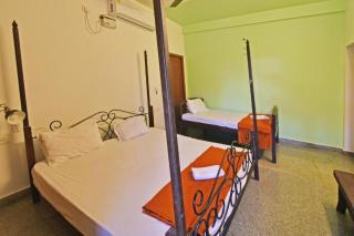 Villa close to Rock beach-Family Room - 4