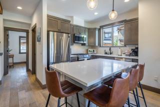 Suncadia 3 Bdrm Townhome, Retro Arcade Gaming and Garage Game Room - Cle Elum - 4