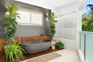 Sunshine on Seaview - 1