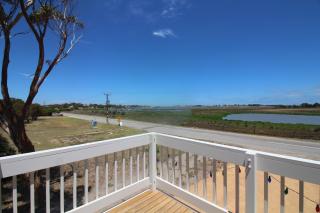 Inspiration House - Clayton Bay - 9