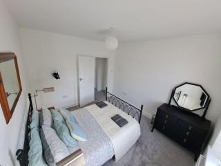Beautiful 2BR Home close to Beachfront - Weston-super-Mare - 1
