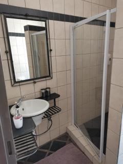 Londiningi Guesthouse - Windhoek - 8