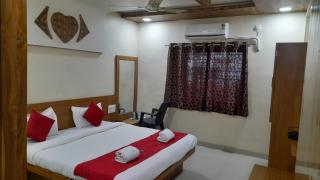 Hotel Adinath - Panchgani - 1