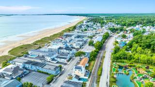 Soothing Oceanfront Haven with Parking - Old Orchard Beach - 8