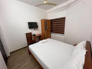 Ashtapadi Inn - Guruvāyūr - 5