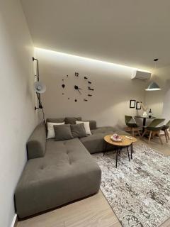 GoldenHour apartments - 1