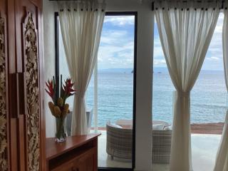 Puri Oka Beach Bungalows - Candidasa - 8
