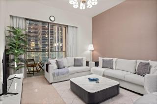 FIRST CLASS 2BR Incredible Burj Khalifa View - 3