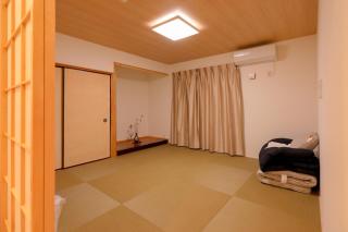 Hakone Natural Hot Spring Villa Limited to one group per day箱根天然温泉別邸1日1組限定まるまる貸切ゆったり温泉楽しもう - Hakone - 4