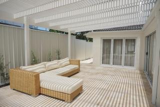 Elegant home near by Surfers Paradise Beach - 2