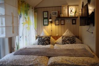 gemütliches Tiny House mit Sauna, Kamin und Fahrradgarage - Steina - 8