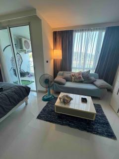 Stunning Unit situated in Pattaya - 3