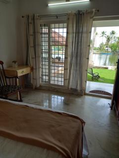 Nature's Nook Homestay - Cochin - 3