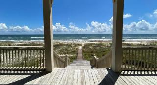 A Place of Grace-Sunset Beach-Beachfront-Pet Friendly-Community pool - 9