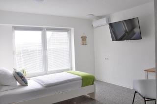 N37 -modern eingerichtete Zimmer in ruhiger Lage - Aldingen - 9
