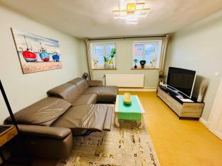Moderne Ferienwohnung in Kiel-Holtenau, Strandnähe, 2 Zimmer, voll ausgestattet, gute Anbindung - Kiel - 4
