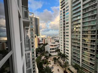 227-2113IC DOWNTOWN MIAMI STUDIO - Miami - 5