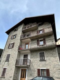 Mansarda in legno con balcone a 10min da Bormio - - 2