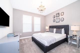 830HM VILLA 6 BED/5 BA (SANITIZED) - Kissimmee - 1