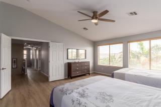 Sapphire Bliss Retreat Heated Pool BBQ By Relaxtay - 5